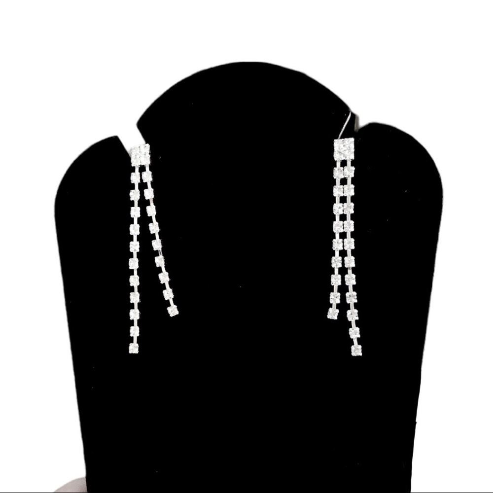 🆕 Dainty Silver White CZ Drop Dangle Earrings w/Split Tassel Bottom NWT